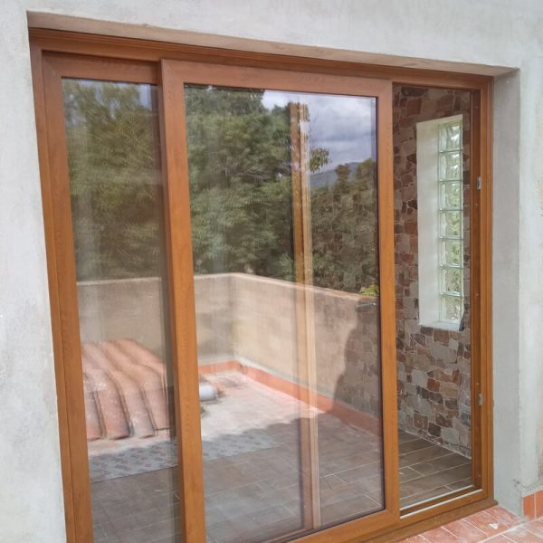 Instalación de puertas de ventana PVC en Reus y Tarragona 09